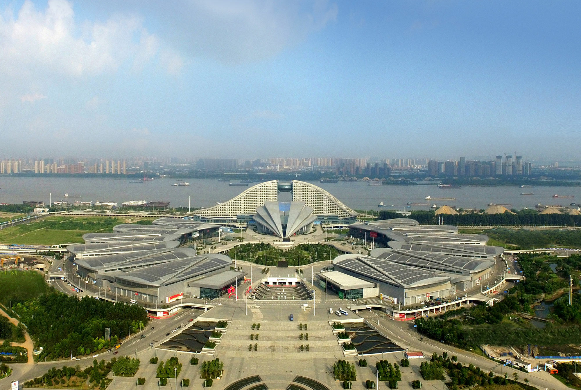 Intercontinental Wuhan By Ihg - Yangtze River View Luaran gambar